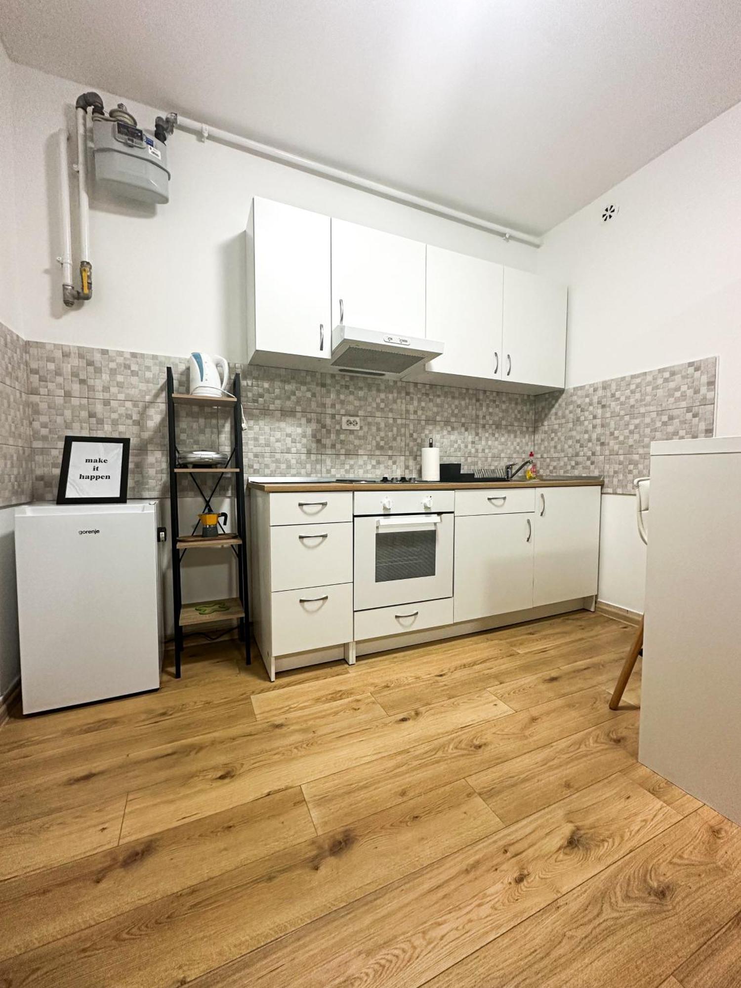 Ferienwohnung Studio Lana-Near The City Center With Parking Zagreb Exterior foto