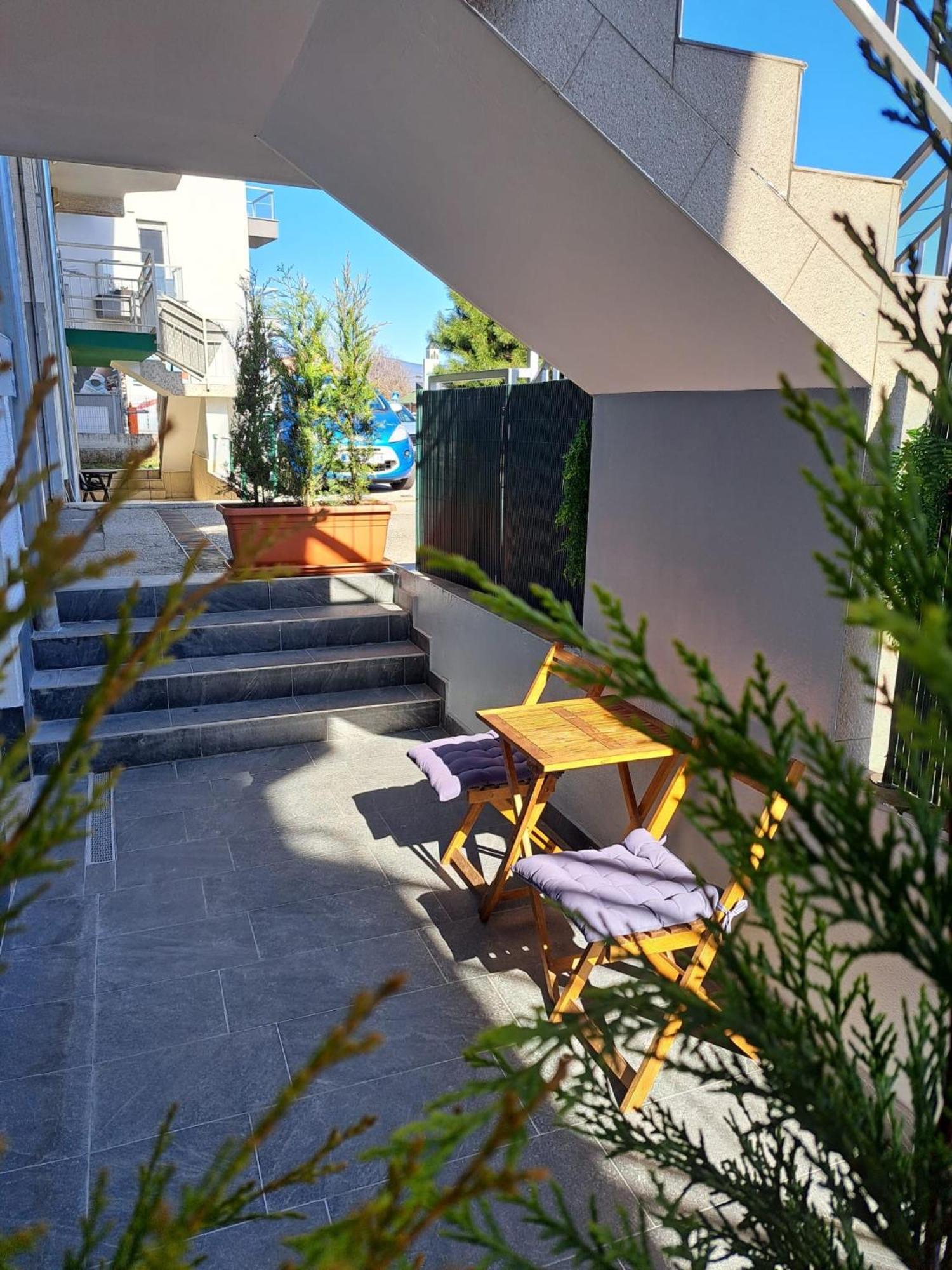 Ferienwohnung Studio Lana-Near The City Center With Parking Zagreb Exterior foto